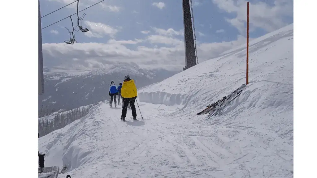 Clases de esquí en San Isidro: aprende a esquiar sin miedo