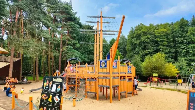 Gdzie z dzieckiem w Łodzi – najlepsze atrakcje, które zachwycą maluchy
