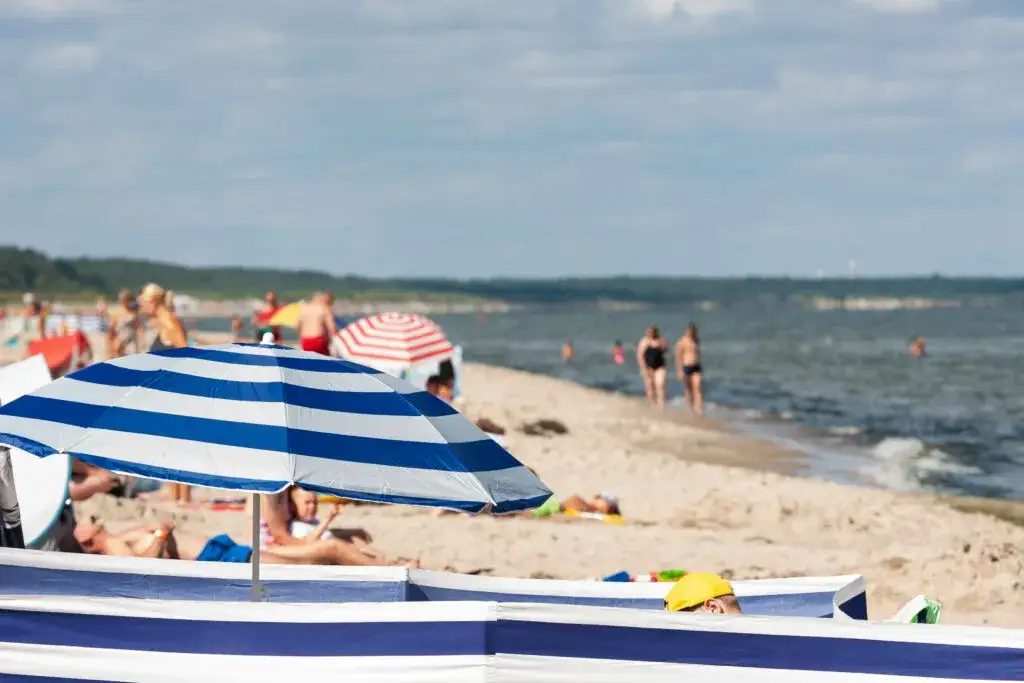 Czy można się kąpać w Bałtyku? Sprawdź zagrożenia i bezpieczeństwo