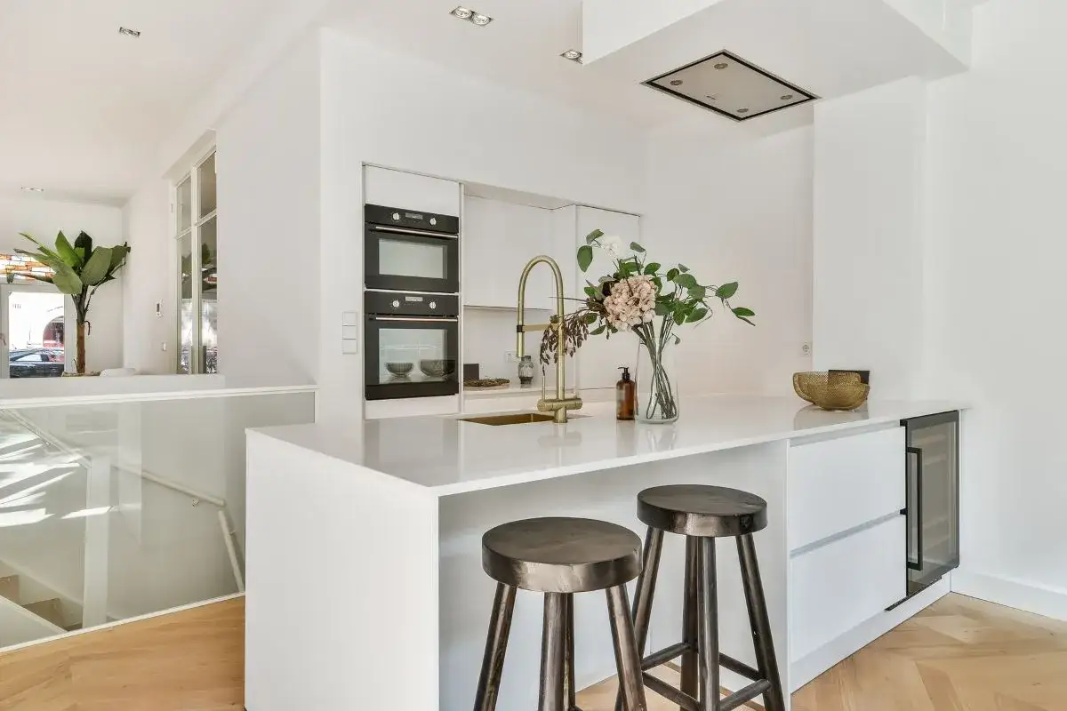 Najlepsza farba do kuchni: Odporność, kolor i praktyczne porady