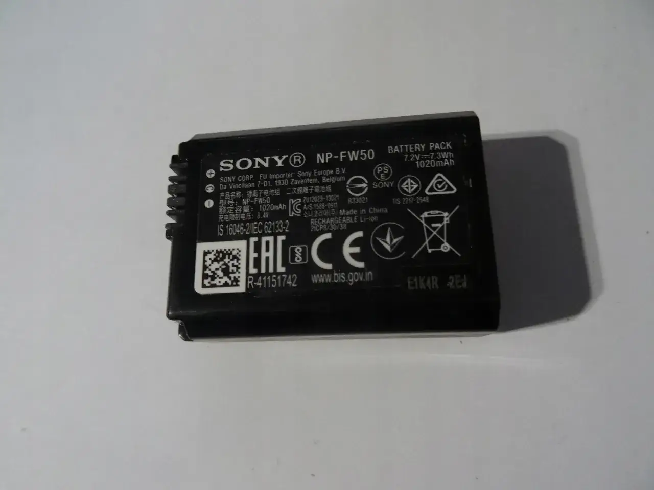 Jakie baterie do Sony A6000? Najlepsze opcje i rekomendacje użytkowników