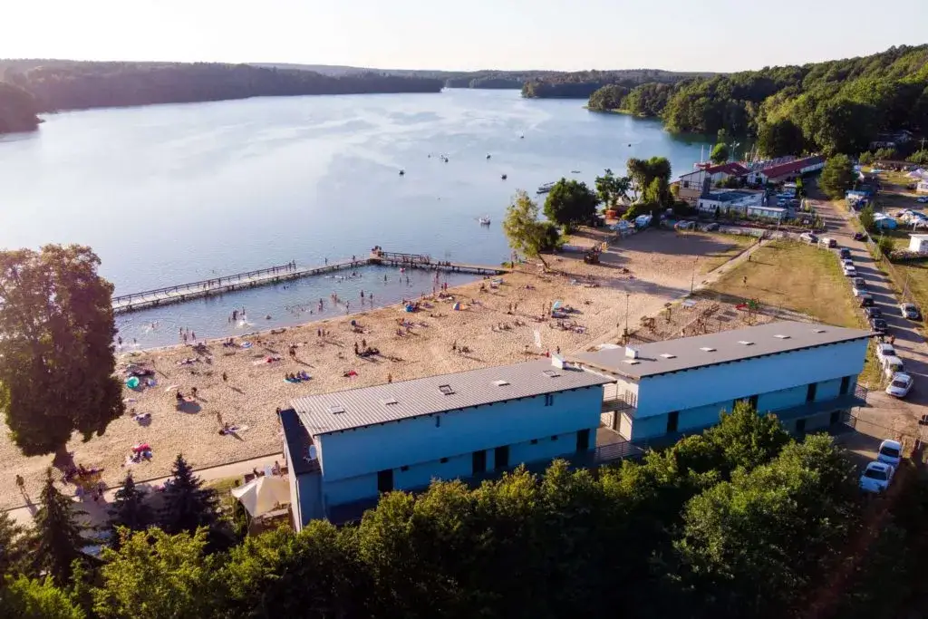 Długie jezioro Lipie - piękne miejsce na relaks i aktywny wypoczynek