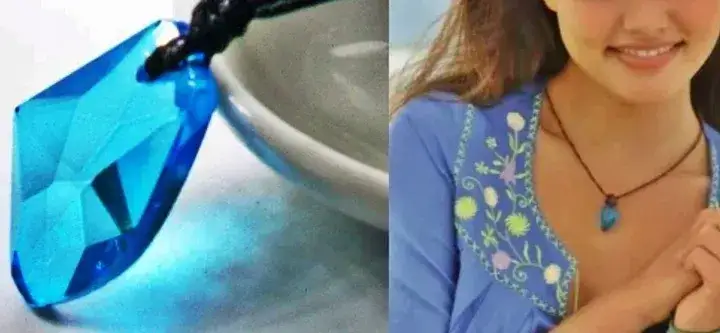 Jak zrobić naszyjnik H2O? DIY medalion i kryształ Belli!