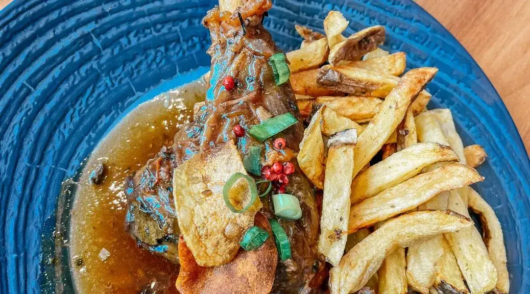 Gdzie zjeść w Paryżu? Tanie i smaczne miejsca, które musisz poznać