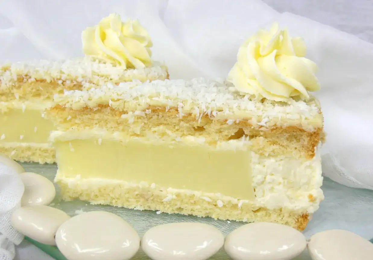 Przepis na Białą Damę: Biszkopt, który nie opada! Gwarancja sukcesu