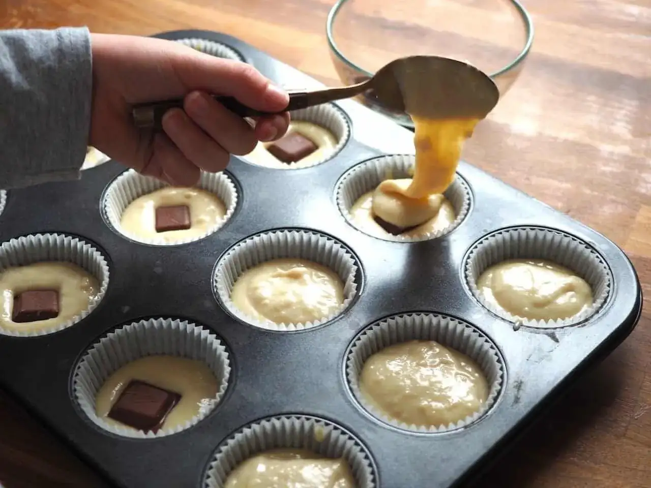 Jak nadziewać muffinki: proste techniki i najlepsze nadzienia