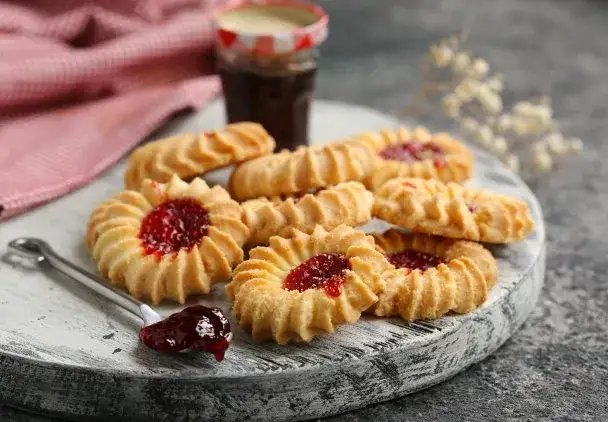 Ciastka jak u babci: 4 przepisy i babcine sekrety idealnej kruchości