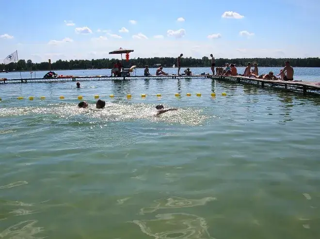 Jezioro Białe lubelskie – idealne miejsce na relaks i przygodę