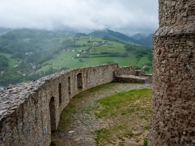 Rytro atrakcje – odkryj najciekawsze miejsca, które zachwycą każdego