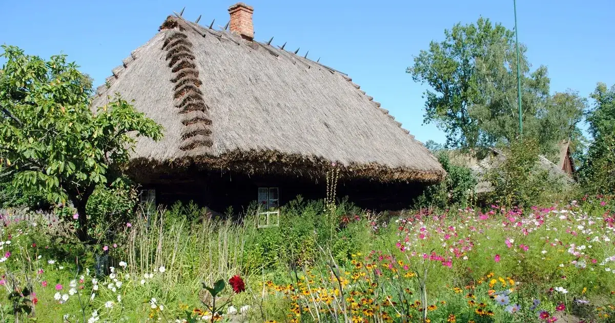 Goniądz atrakcje, które zaskoczą każdego turystę w tym urokliwym miasteczku