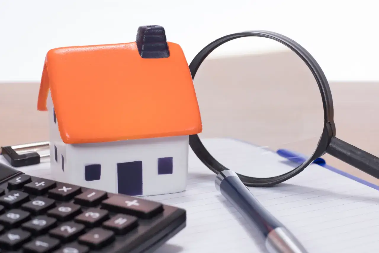 Powierzchnia całkowita budynku: Definicja, błędy, koszty, podatki