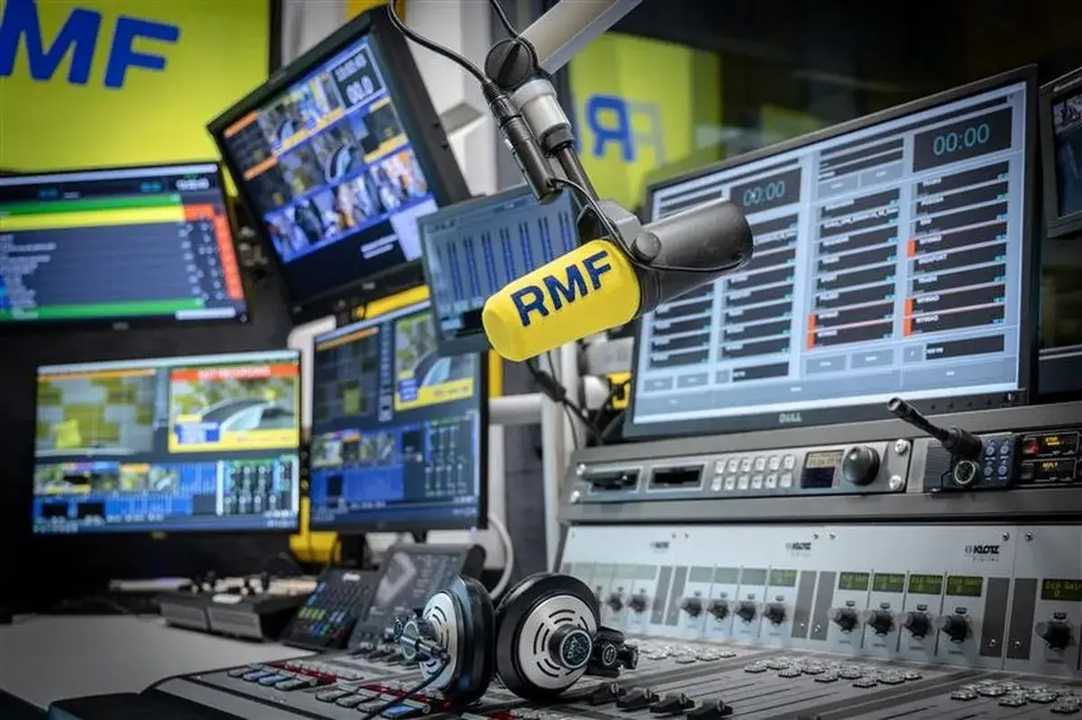 Ile zarabia się w radiu RMF FM? Zaskakujące wyniki i fakty