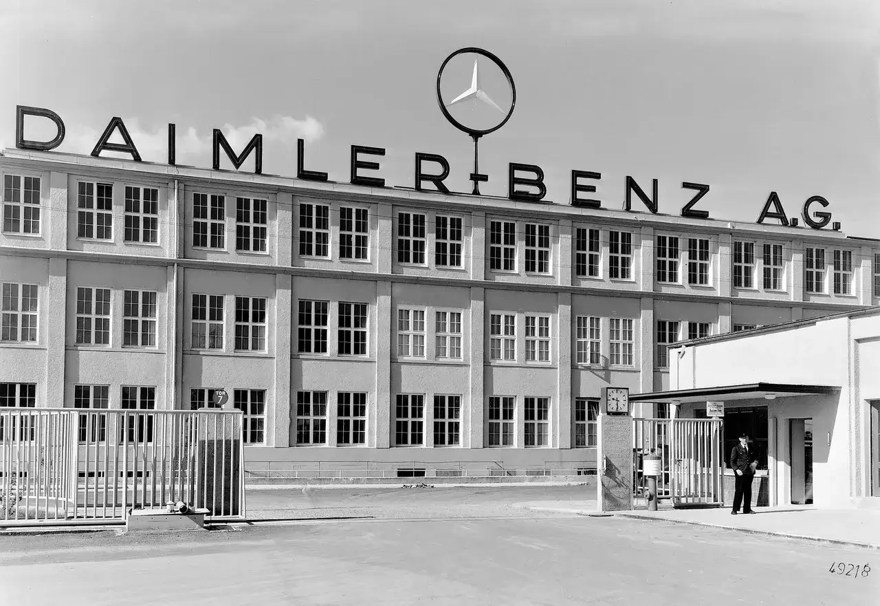 Mercedes-Benz i Daimler-Benz: historia, różnice i ewolucja marek