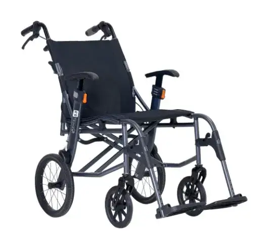 Ile waży wózek inwalidzki? Zaskakujące różnice między modelami