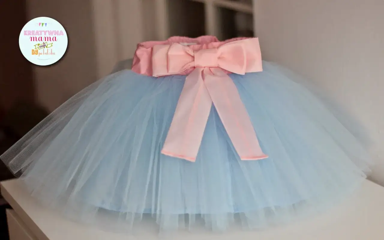Tiulowa spódniczka dla niemowlaka: Zrób to sama krok po kroku!