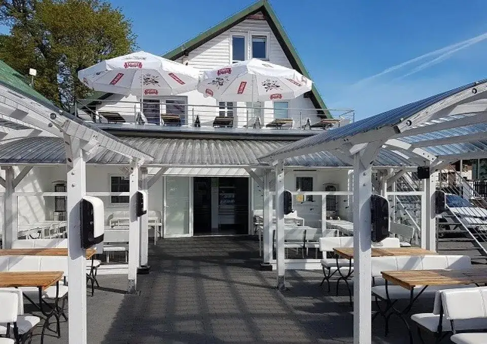 Rowy gdzie zjeść - najlepsze miejsca na pyszne dania i lokalne specjały