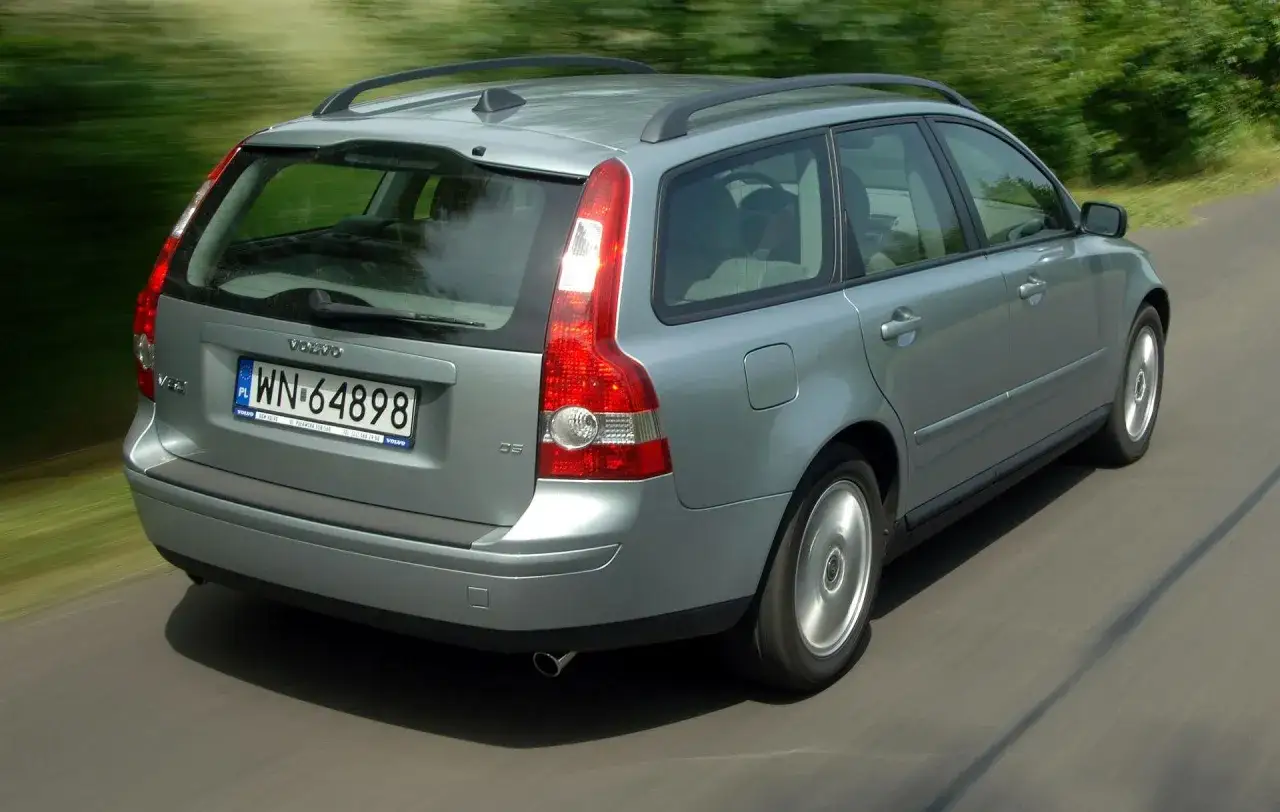 Volvo V50 jaki silnik wybrać, aby uniknąć wysokich kosztów eksploatacji?
