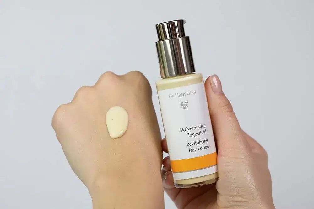 Dr. Hauschka maseczka rewitalizująca - skuteczna pielęgnacja dla każdej cery