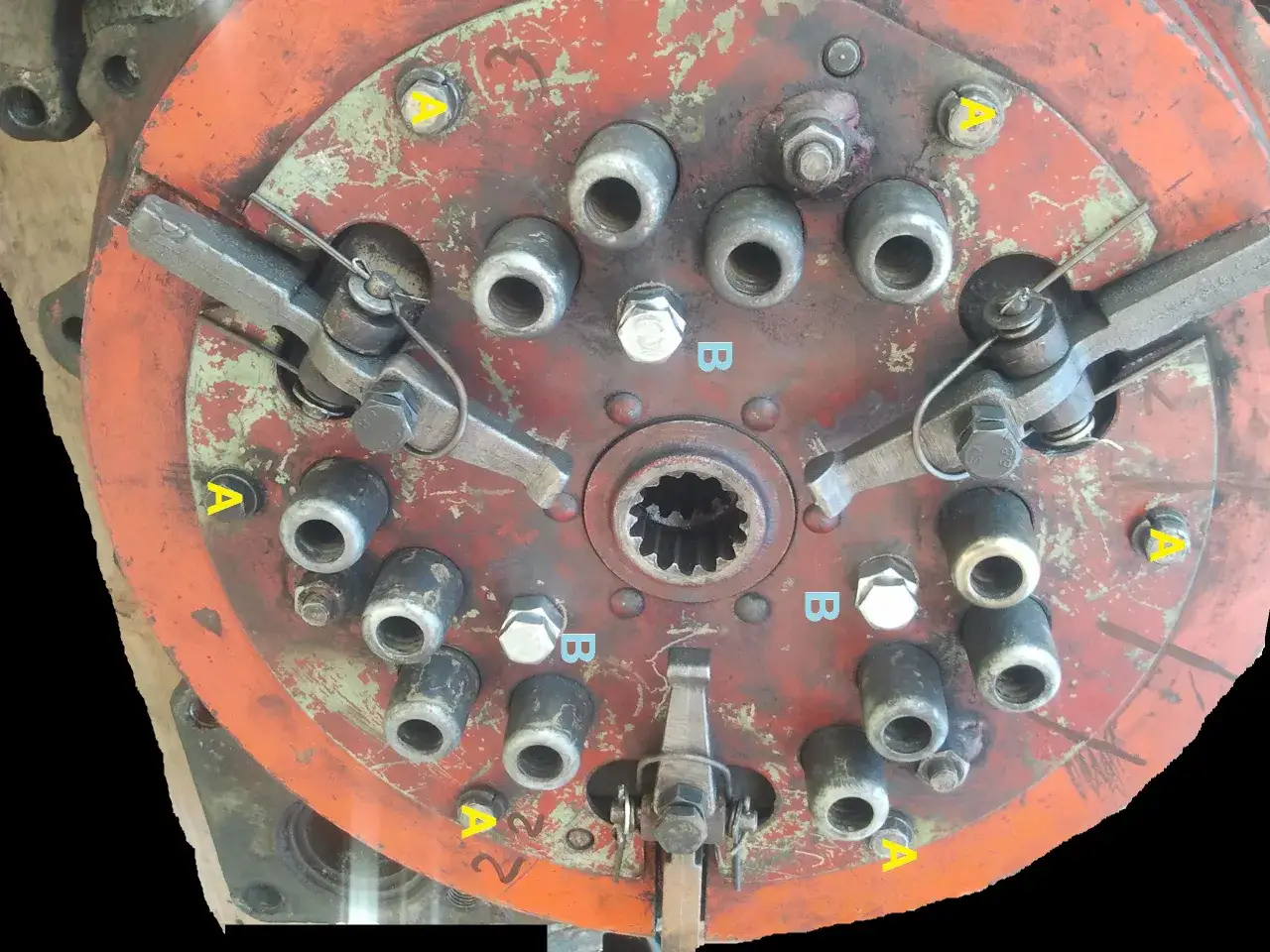 Jaką stroną założyć tarczę sprzęgła T25, aby uniknąć problemów?