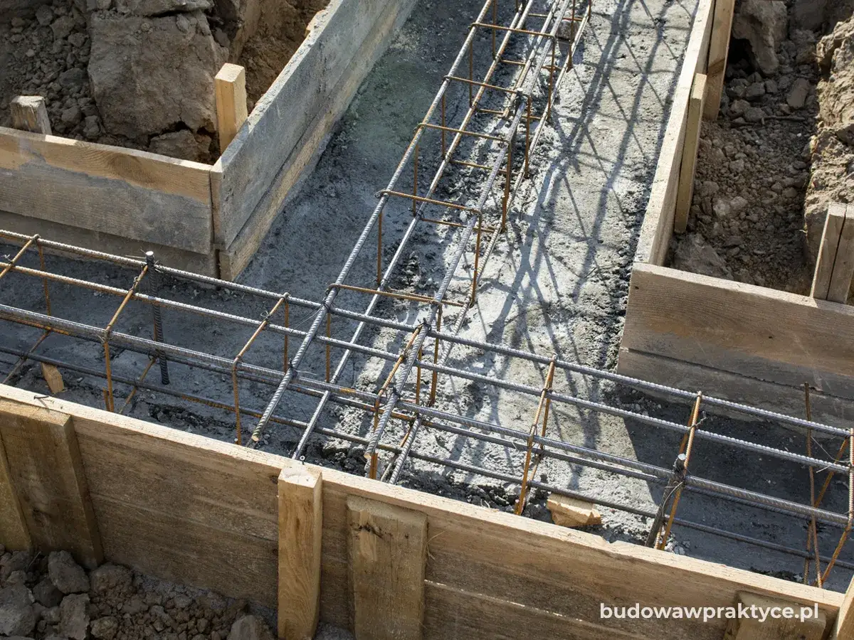 Jak łączyć zbrojenie w fundamentach? Poradnik krok po kroku