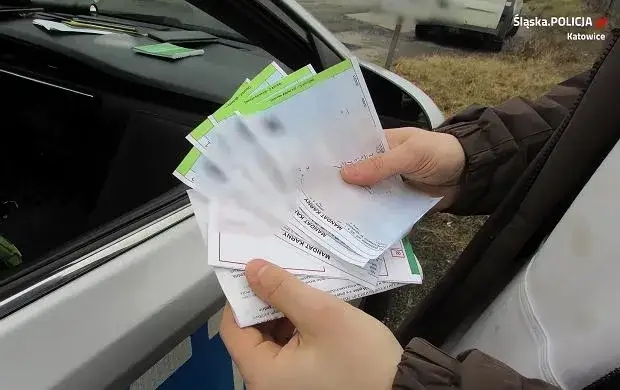 Mandat 1500 zł i zakaz jazdy? Co grozi za motorower bez uprawnień.