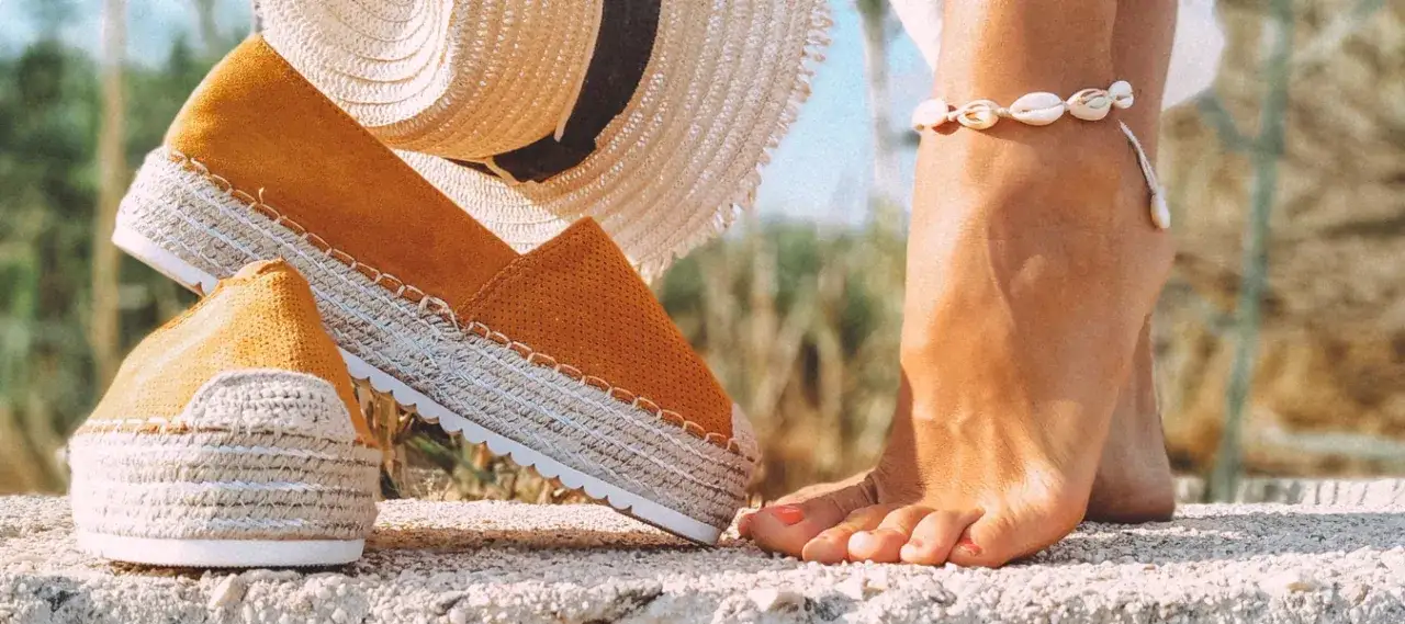 Jakie buty na lato: wybierz komfortowe i stylowe obuwie na ciepłe dni