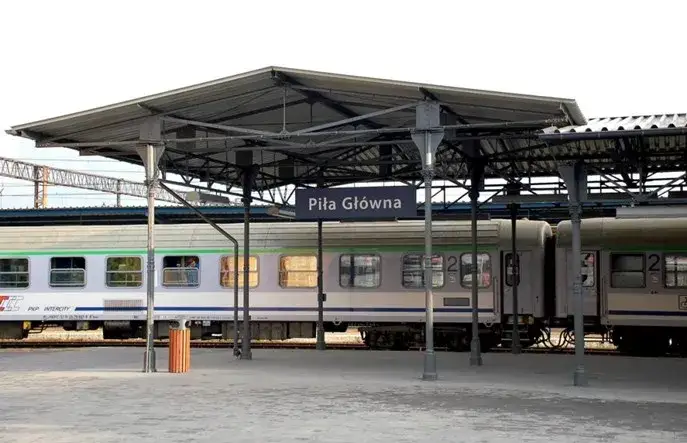 Czy TLK to Intercity? Sprawdź, co musisz wiedzieć o tych pociągach