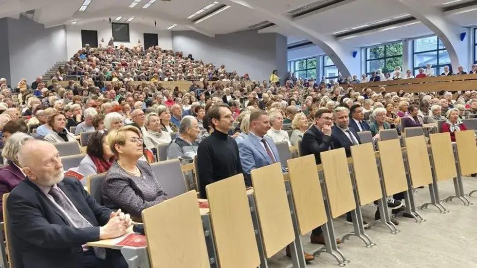 Uniwersytet 3 wieku Łódź - oferta edukacyjna dla seniorów bez tajemnic