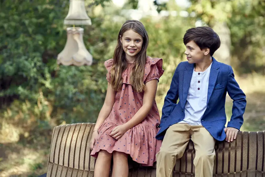 Jak ubrać dziecko na wesele? Stylowo, wygodnie i bez stresu!