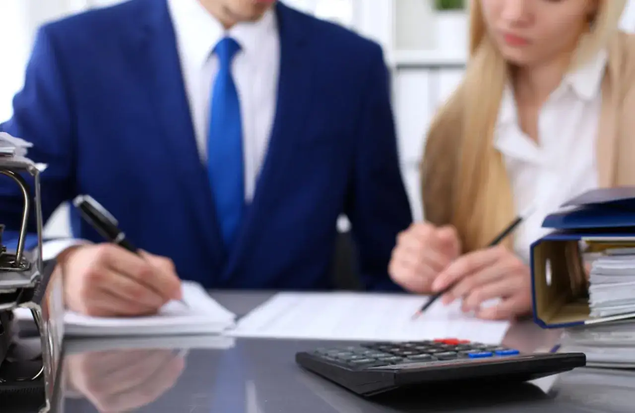 Ile kosztuje porada prawna w Suwałkach? Sprawdź ceny i opcje