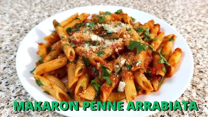 Penne po włosku: Proste przepisy na pyszne dania z makaronem