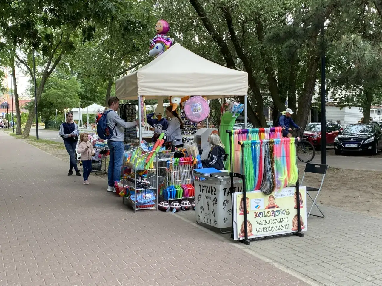 Ile kosztują warkocze bokserskie nad morzem? Ceny, które zaskoczą