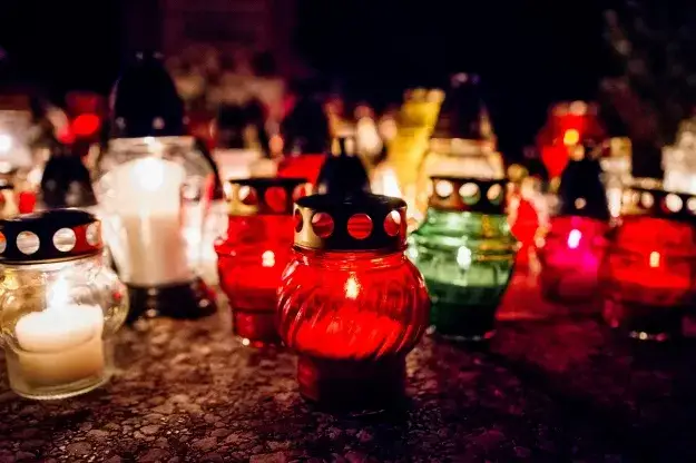 Dlaczego Wszystkich Świętych 1 listopada? Poznaj historię daty