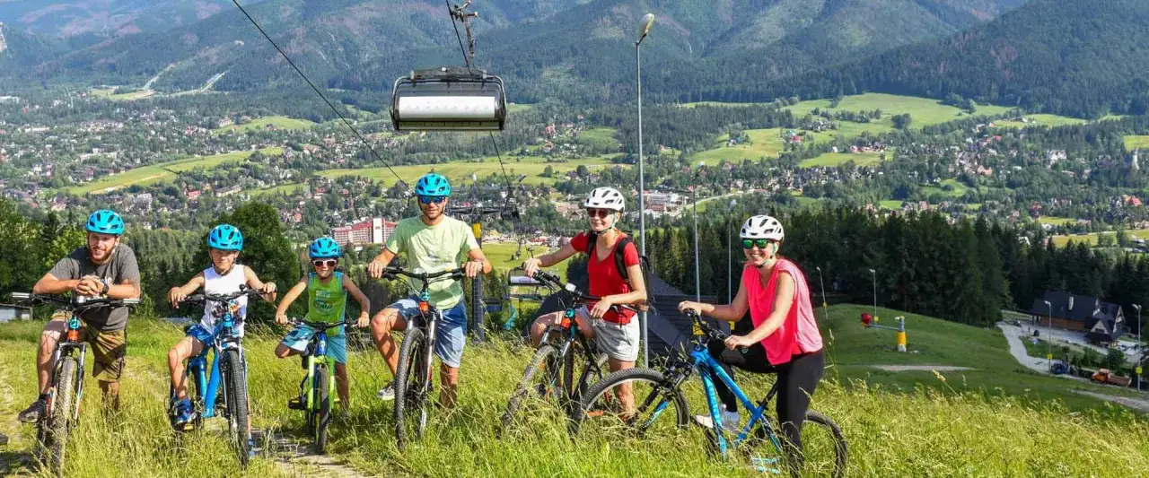 Atrakcje na Gubałówce: Co warto zobaczyć i przeżyć z rodziną