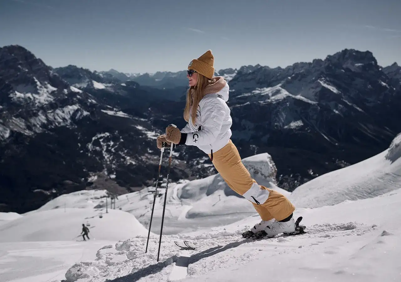 Jak dobrać kije narciarskie? Wzrost, styl jazdy i błędy