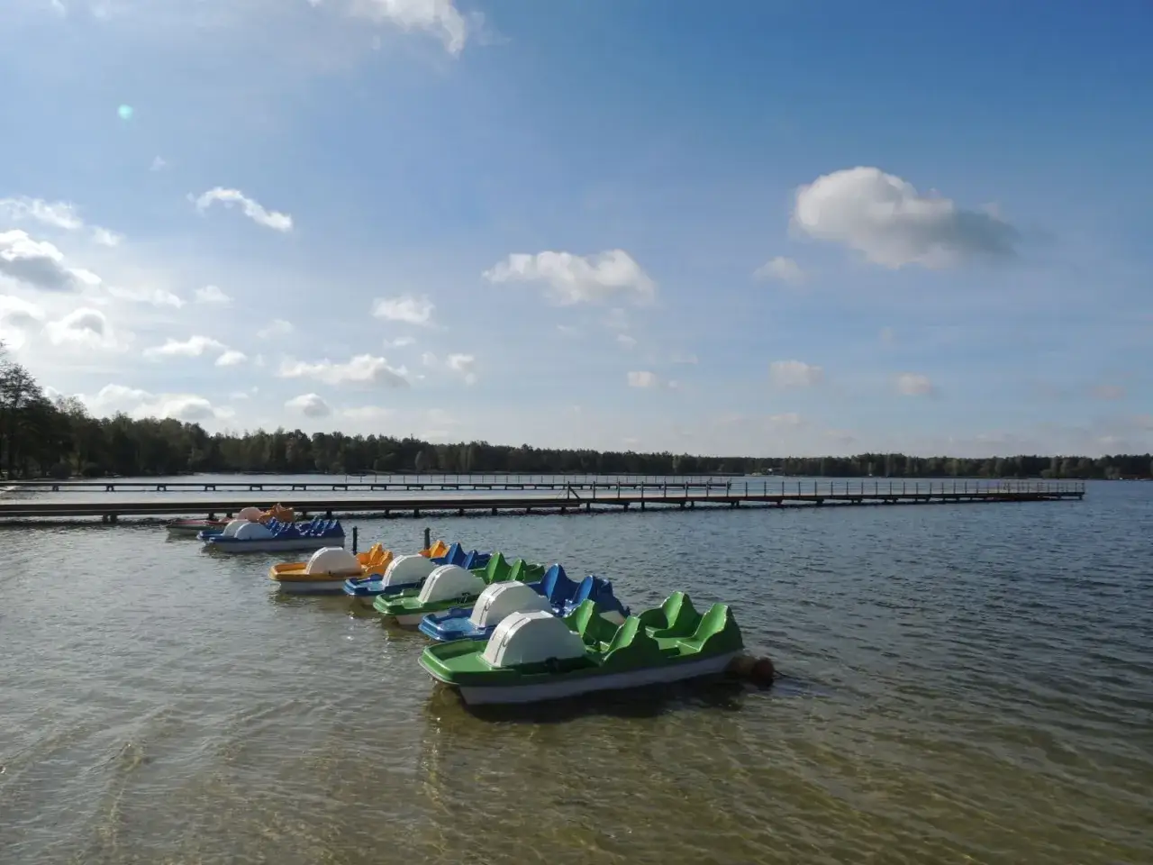 Jezioro Firlej opinie: czy warto odwiedzić? Zalety, wady i doświadczenia turystów