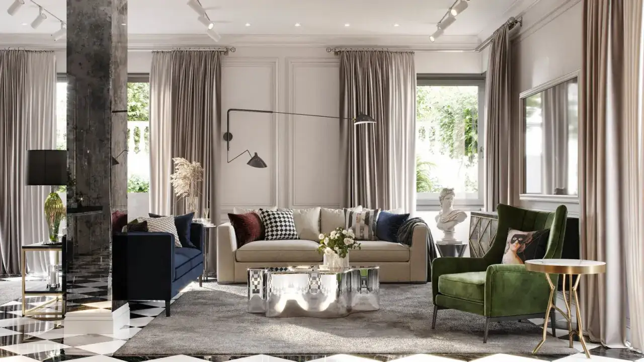 Elegancki salon w stylu nowojorskim, modern classic. Granatowa sofa, zielony fotel, lustrzany stolik kawowy i szachownica na podłodze.