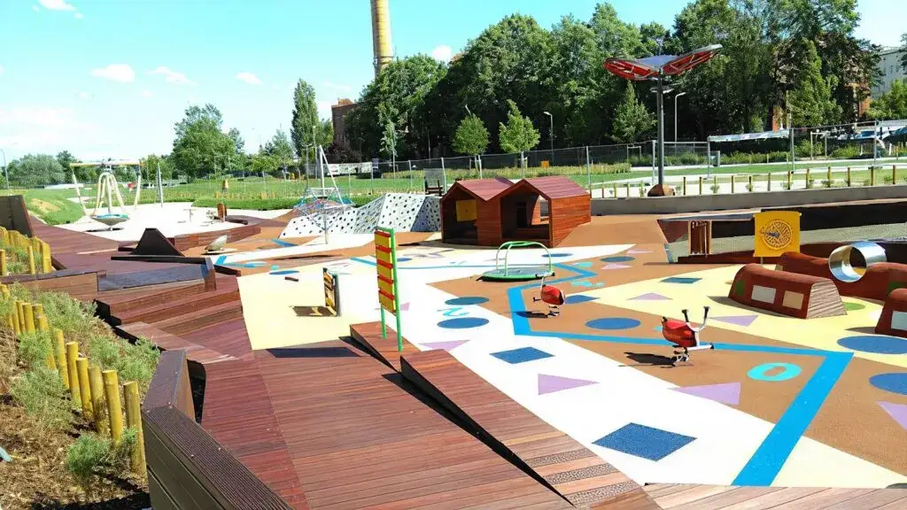 Co robić z dzieckiem w Poznaniu? Najlepsze atrakcje i aktywności na rodzinny dzień