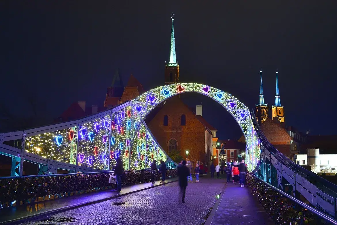 Gdzie zabrać żonę na randkę? Romantyczne miejsca, które zachwycą