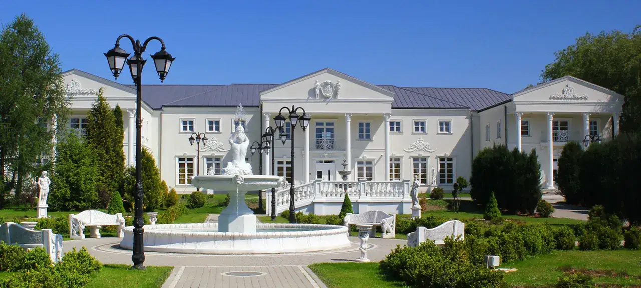 Biały Pałac Łódź: Ekskluzywna sala weselna w malowniczym ogrodzie