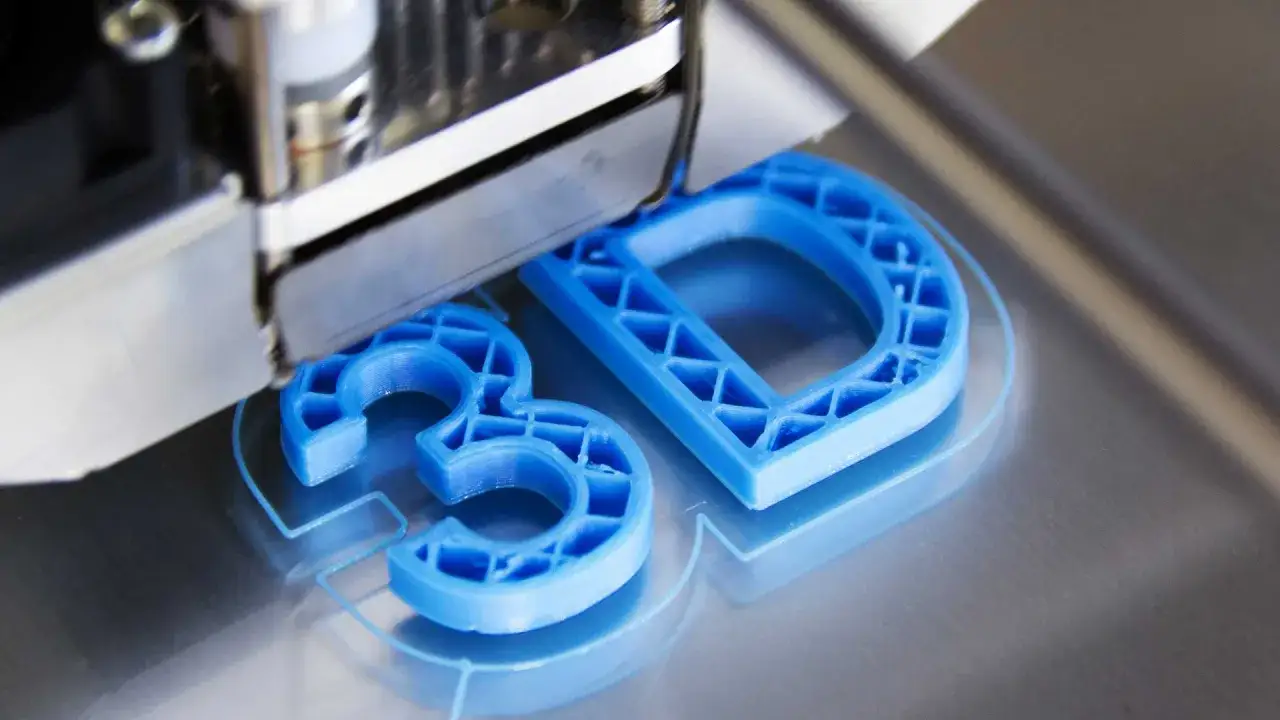 Jak działa drukarka 3D? FDM, SLA, SLS pełny przewodnik!