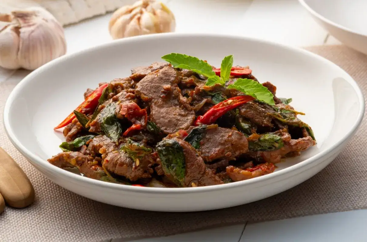 Wołowina po azjatycku: proste przepisy na pyszne dania z mięsa