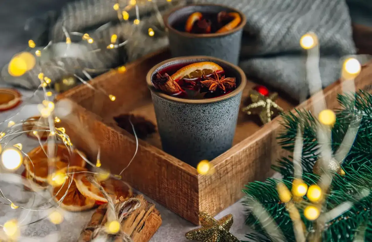 Co to jest grzaniec? Poznaj sekrety idealnego napoju na zimę