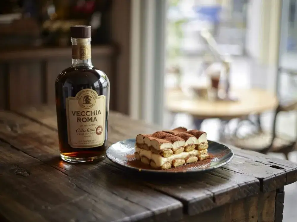 Jaki alkohol do herbaty? Odkryj najlepsze połączenia smakowe