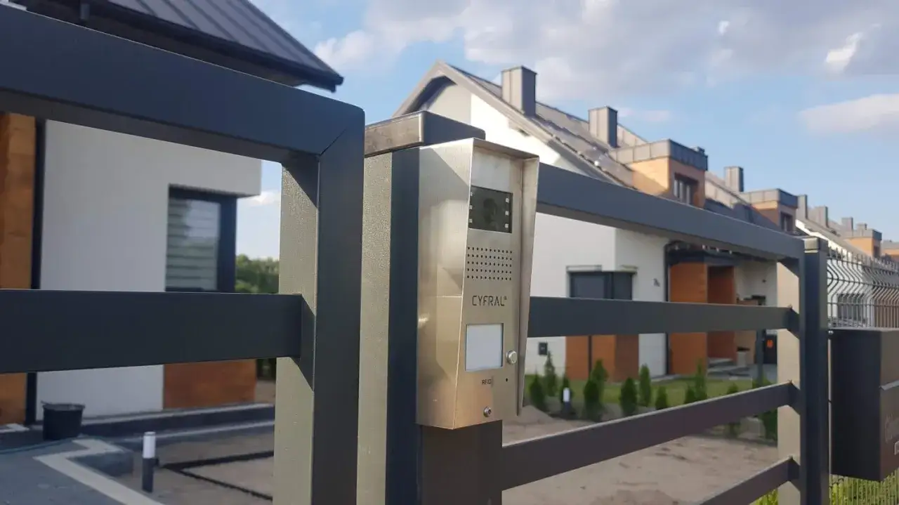 Jak podłączyć domofon 6 przewodowy Cyfral - uniknij najczęstszych błędów