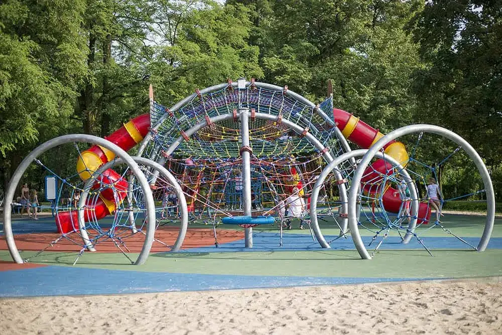 Najlepsze miejsca na wycieczkę z dzieckiem w okolicach Warszawy