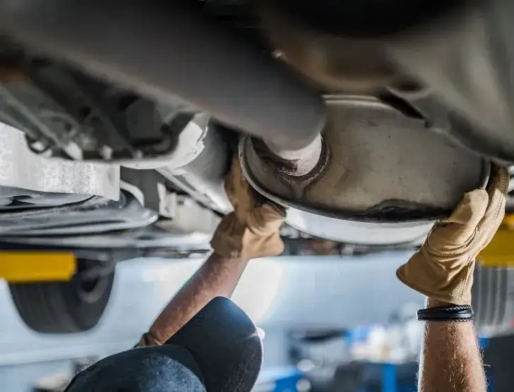 Jakie śruby do wydechu wybrać, aby uniknąć kosztownych napraw?