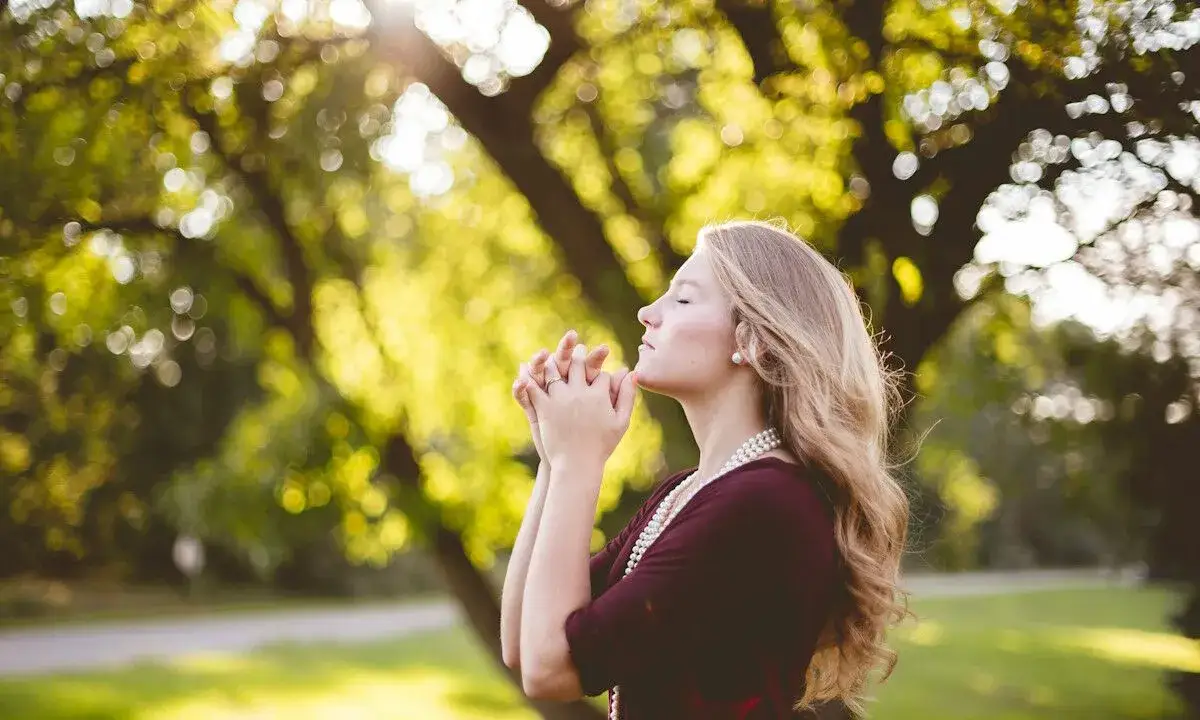 Co to jest wiara religijna i jak wpływa na nasze życie?