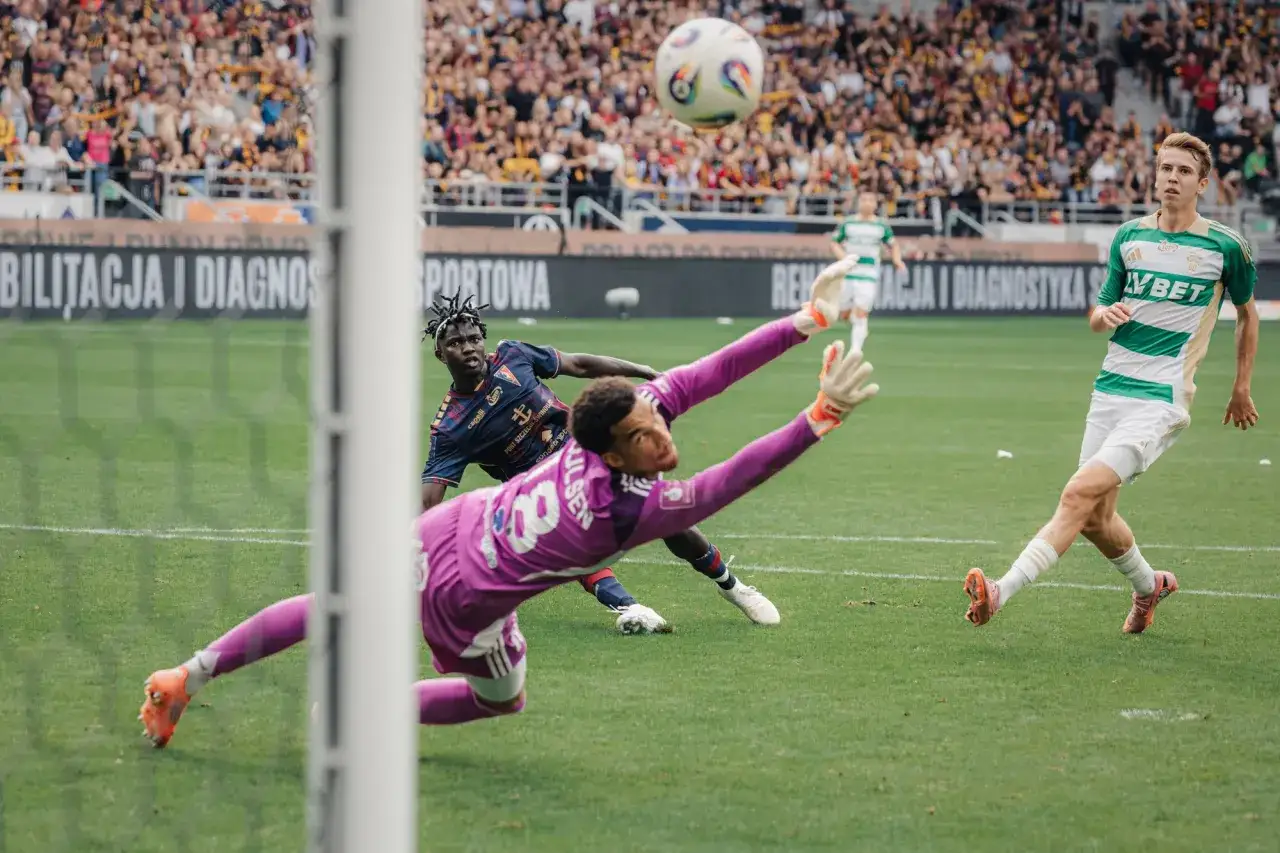 O której mecz Pogoni Szczecin? Sprawdź czas i rywala!