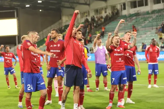 Renesans polskiej piłki nożnej: które kluby przewodzą?